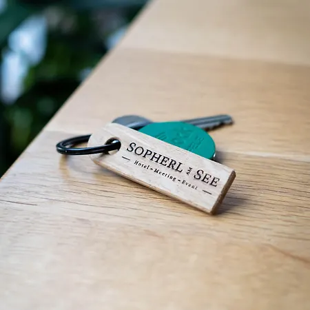 Sopherl Am - Fruehstueck Auf Der Seeterrasse, Sehr Ruhig Und Wunderschoen Am See, 3 Minuten Nach Oberpfaffenhofen, Viele Radtouren, Restaurants & Cafes In Der Umgebung ホテル Weßling