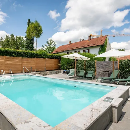 Sopherl Am - Fruehstueck Auf Der Seeterrasse, Sehr Ruhig Und Wunderschoen Am See, 3 Minuten Nach Oberpfaffenhofen, Viele Radtouren, Restaurants & Cafes In Der Umgebung Weßling