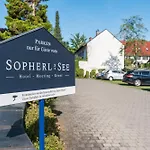 Sopherl Am - Fruehstueck Auf Der Seeterrasse, Sehr Ruhig Und Wunderschoen Am See, 3 Minuten Nach Oberpfaffenhofen, Viele Radtouren, Restaurants & Cafes In Der Umgebung