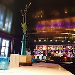 Sopherl Am - Fruehstueck Auf Der Seeterrasse, Sehr Ruhig Und Wunderschoen Am See, 3 Minuten Nach Oberpfaffenhofen, Viele Radtouren, Restaurants & Cafes In Der Umgebung 3*