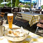 Sopherl Am - Fruehstueck Auf Der Seeterrasse, Sehr Ruhig Und Wunderschoen Am See, 3 Minuten Nach Oberpfaffenhofen, Viele Radtouren, Restaurants & Cafes In Der Umgebung Hotel 3*