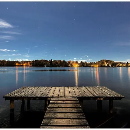 Sopherl Am - Fruehstueck Auf Der Seeterrasse, Sehr Ruhig Und Wunderschoen Am See, 3 Minuten Nach Oberpfaffenhofen, Viele Radtouren, Restaurants & Cafes In Der Umgebung 酒店 3*