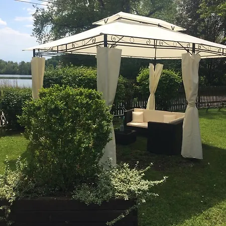 酒店 Sopherl Am - Fruehstueck Auf Der Seeterrasse, Sehr Ruhig Und Wunderschoen Am See, 3 Minuten Nach Oberpfaffenhofen, Viele Radtouren, Restaurants & Cafes In Der Umgebung Weßling