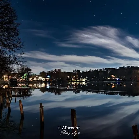 酒店 Sopherl Am - Fruehstueck Auf Der Seeterrasse, Sehr Ruhig Und Wunderschoen Am See, 3 Minuten Nach Oberpfaffenhofen, Viele Radtouren, Restaurants & Cafes In Der Umgebung 3*