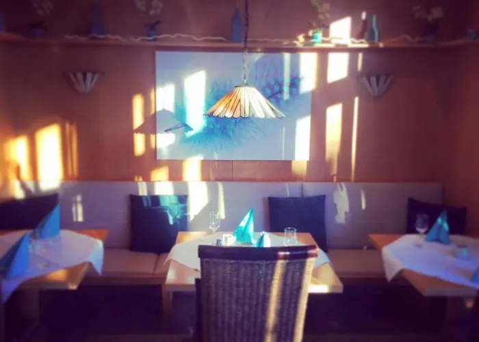 Sopherl Am - Fruehstueck Auf Der Seeterrasse, Sehr Ruhig Und Wunderschoen Am See, 3 Minuten Nach Oberpfaffenhofen, Viele Radtouren, Restaurants & Cafes In Der Umgebung מלון 3*