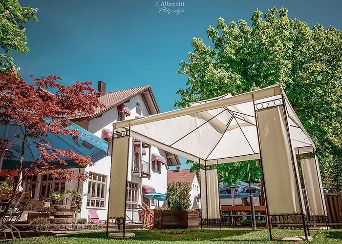 Sopherl Am - Frühstück Auf Der Seeterrasse, Sehr Ruhig Und Wunderschön Am See, 3 Minuten Nach Oberpfaffenhofen, Viele Radtouren, Restaurants&cafes In Der Umgebung Hotel